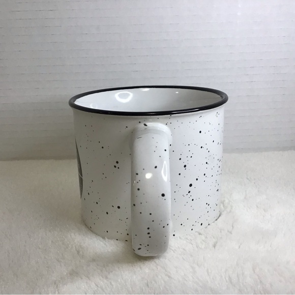 Magnolia Market-Garden Waco TX Coffee Mug Cup Chip and Joanna Gaines - Picture 2 of 4